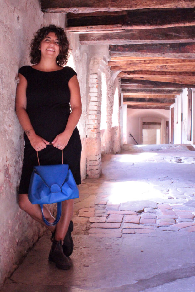 Miranda Medium Electric Blue