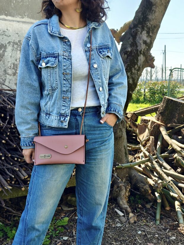 Tracollina/Pochette Blush e TdM disegnato - immagine 3